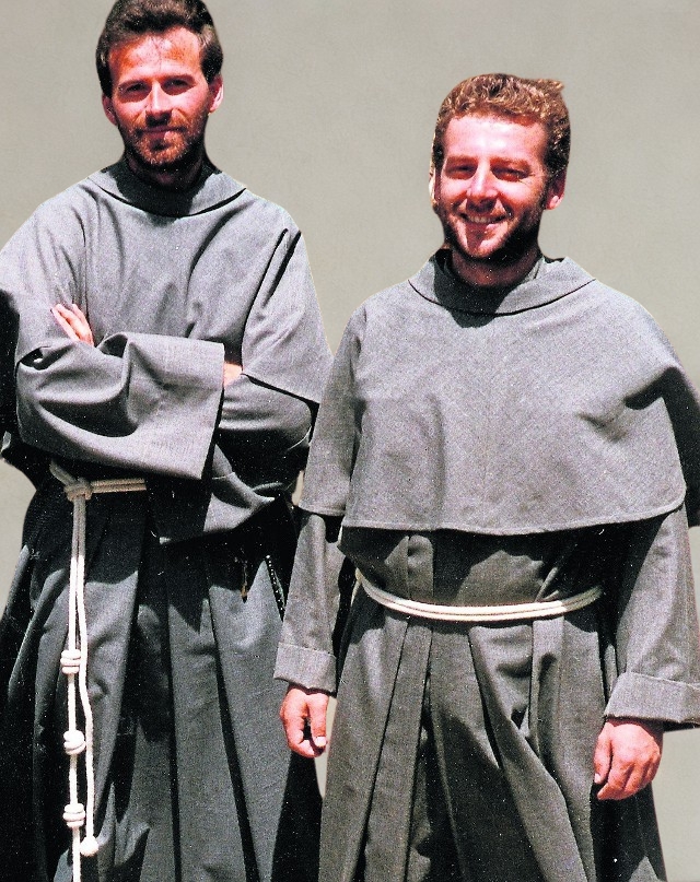 Błogosławieni na nasze czasy – świadectwo męczeństwa ojców Michała Tomaszka i Zbigniewa Strzałkowskiego
Redakcja Wieści Międzyparafialne – Parafialne Info