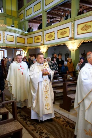 003 – Relikwia św Andrzej Bobola w Głuszycy — Wieści Międzyparafialne – Parafialne Info (www.parafialne.info.pl)