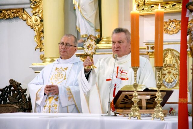 037 – Relikwia św Andrzej Bobola w Głuszycy — Wieści Międzyparafialne – Parafialne Info (www.parafialne.info.pl)