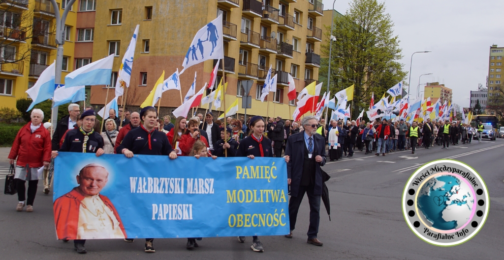 IV Wałbrzyski Marsz Papieski -- Wieści Międzyparafialne - Parafialne Info (www.parafialne.info.pl)
