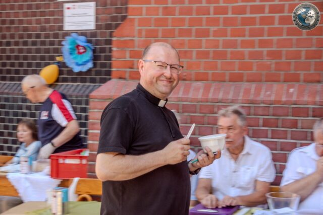 081 Piknik Parafialny Św Aniołów Stróżów — Wieści Międzyparafialne – Parafialne Info (www.parafialne.