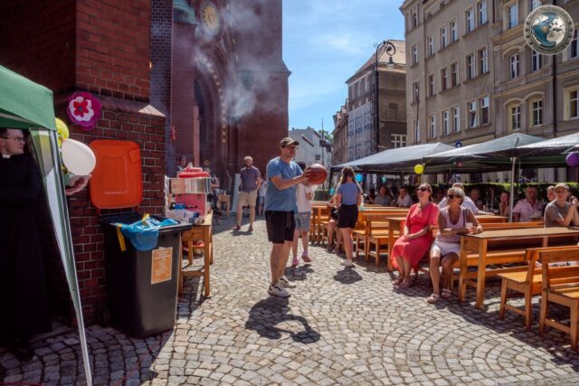 103 Piknik Parafialny Św Aniołów Stróżów — Wieści Międzyparafialne – Parafialne Info (www.parafialne.